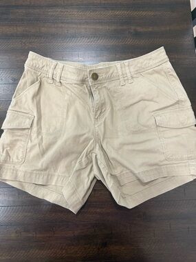 Natural Reflections Beige Cargo Shorts with Flap Pockets
